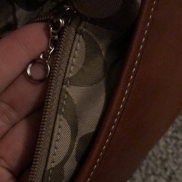 Coach - Picture 10 of 14